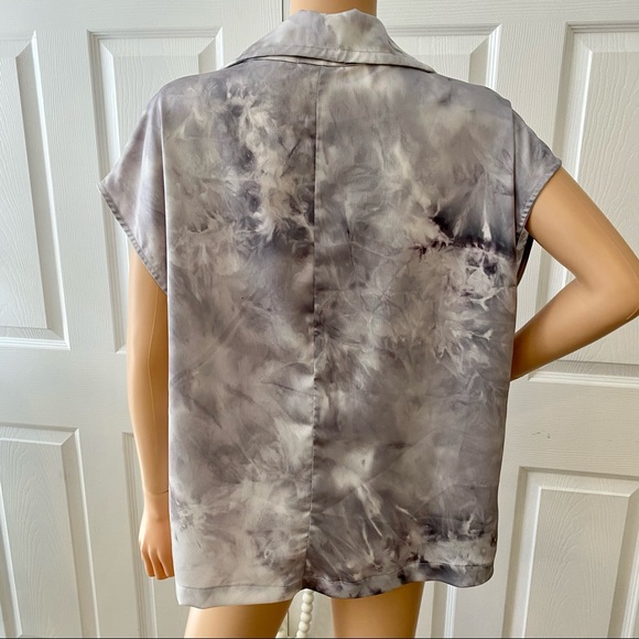 NWT OLIVIA GRAYE SZ S/M OVERSIZE GREY/WHT TIE DYE - Picture 6 of 8